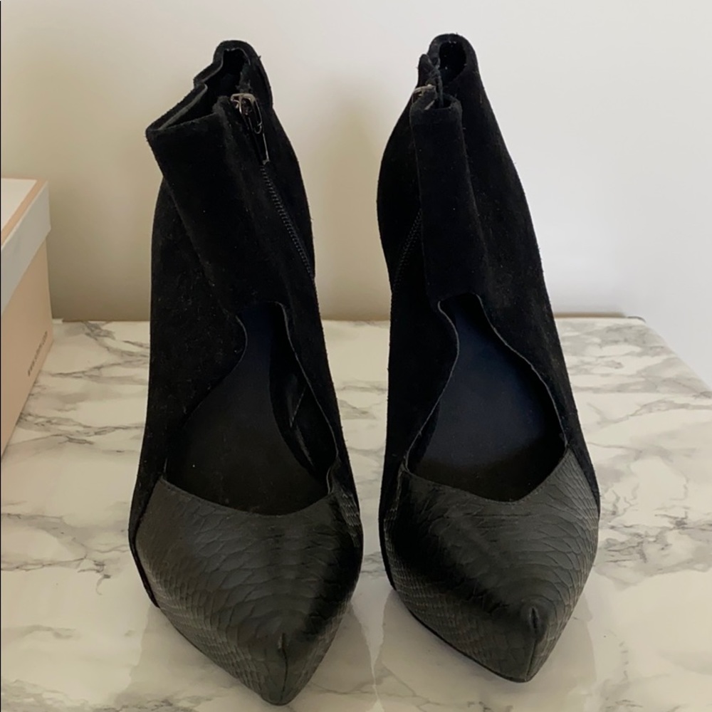 Claraa high heels by Steve Madden